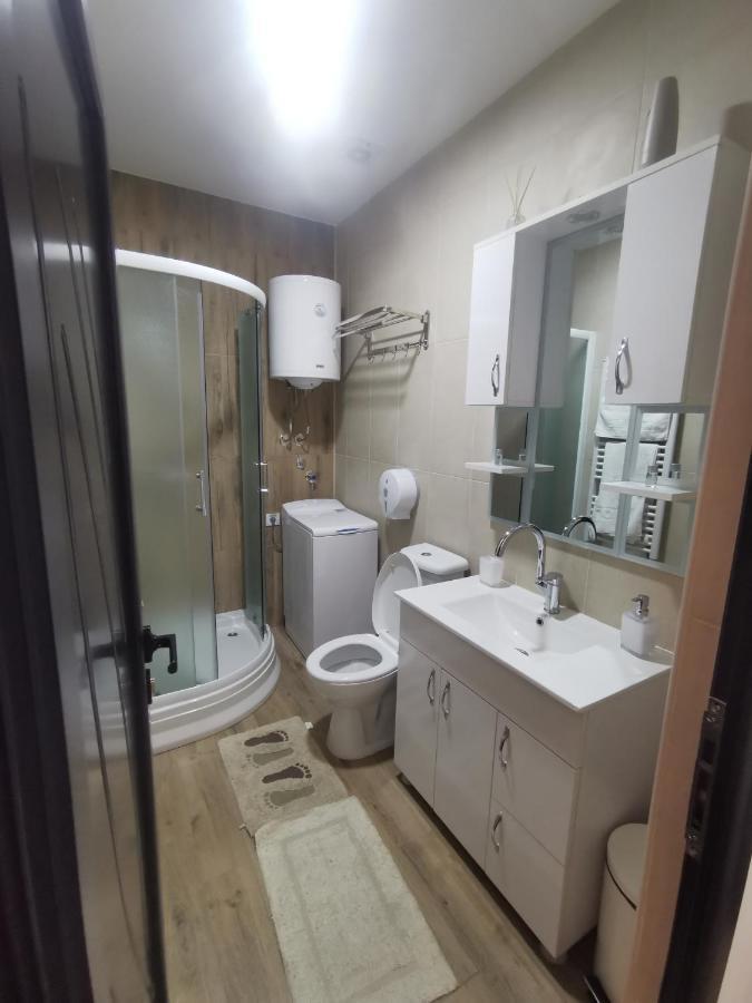 Restoran Due Punti Apartment Kursumlija Екстериор снимка